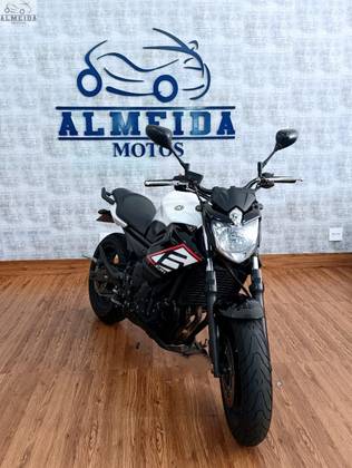 YAMAHA XJ6 N YAMAHA XJ6 N